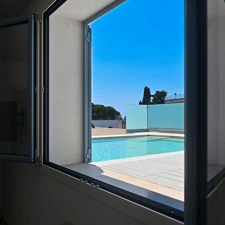Perle Marine Suite Apartments Castro  المظهر الخارجي الصورة